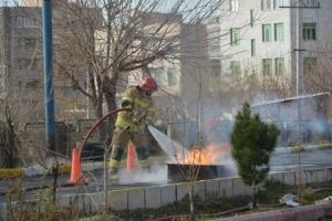 مسابقات عملیاتی ورزشی آتش‌نشانان در کرج برگزار شد