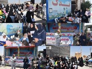 سومین روز استقرار کتابخانه سیار فدک در قالب رزمایش جهاد امیدآفرینی شهر گلسار