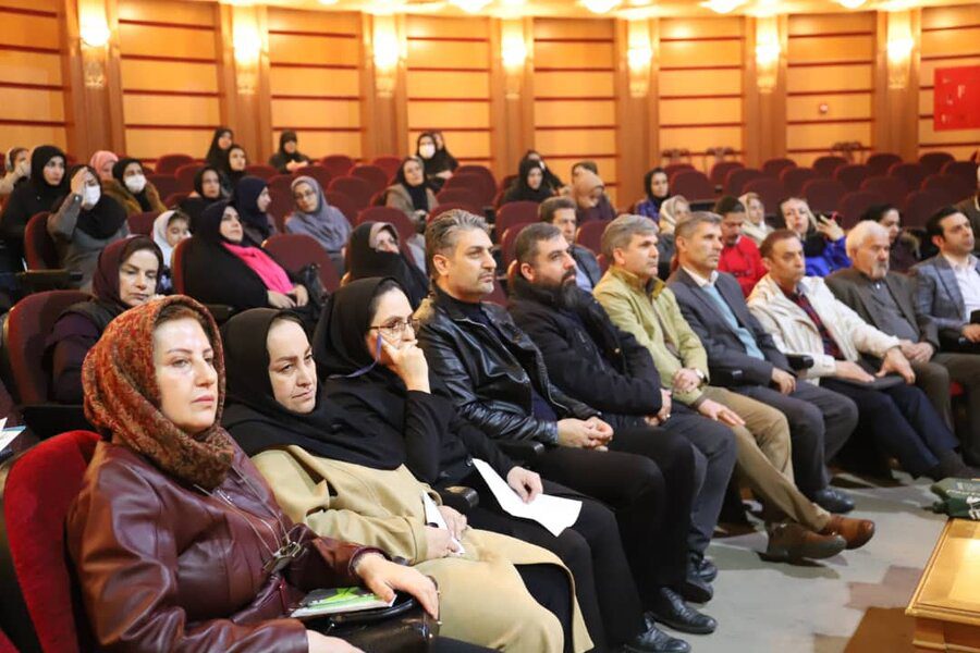 کارگاه آموزشی شناخت بیماری‌های قابل انتقال از حیوان به انسان برگزار شد