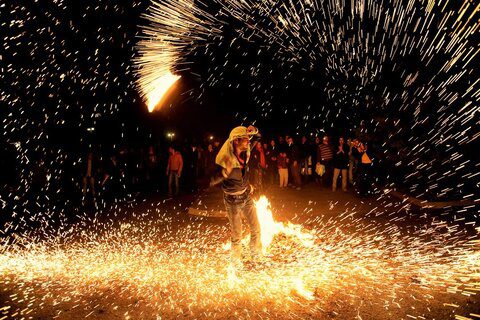 چهارشنبه‌سوری را به چهارشنبه‌سوزی تبدیل نکنیم