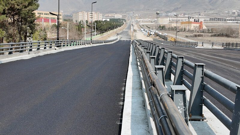 پل شهدای غزه به روش مکانیزه روکش آسفالت شد