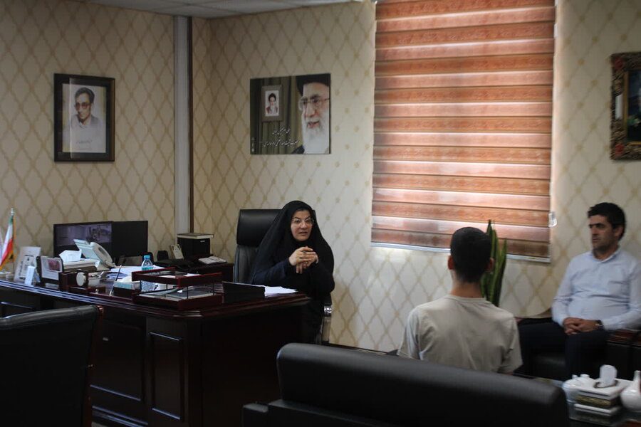 دیدار چهرهبهچهره مدیرکل بهزیستی البرز با جامعه هدف در راستای تکریم اربابرجوع دیدار چهرهبهچهره مدیرکل بهزیستی البرز با جامعه هدف در راستای تکریم اربابرجوع