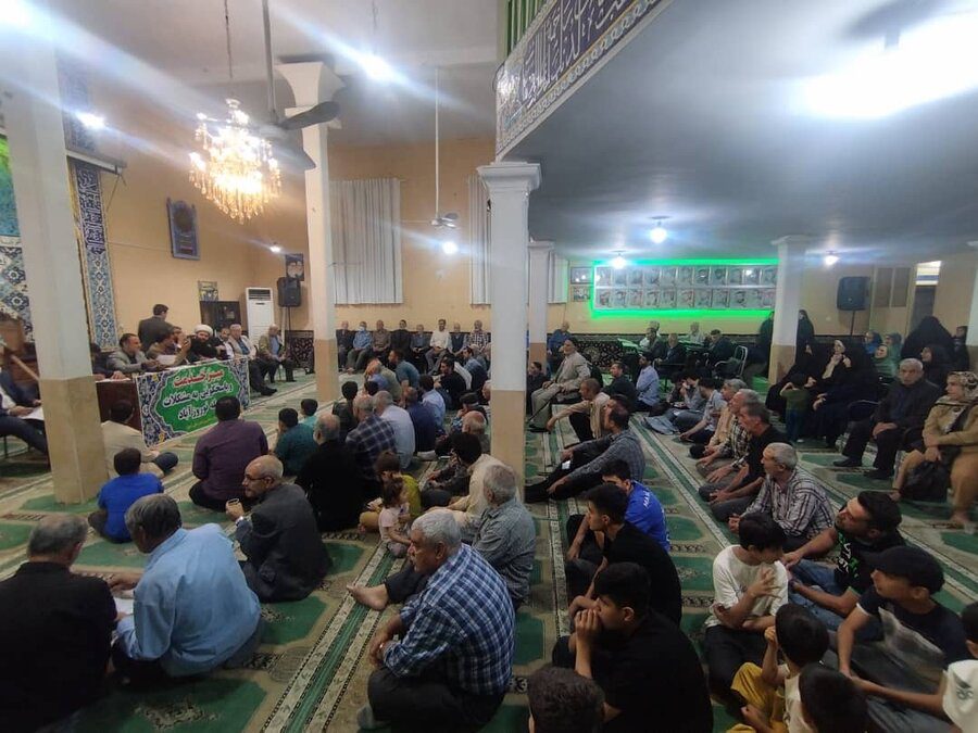 دیدار اعضای شورا با نمازگزاران مسجد منتظرین امام زمان(عج)
