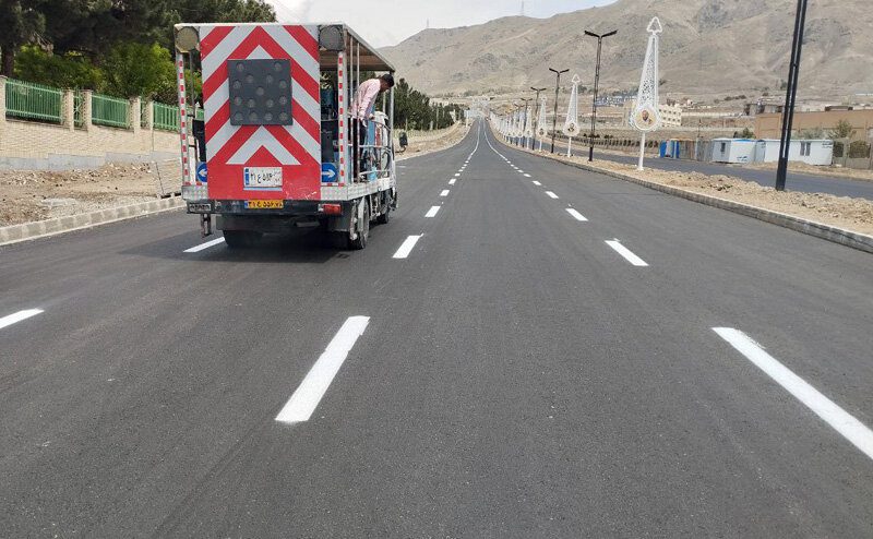 تداوم بهسازی و ساماندهی آسفالت معابر شهری در مناطق ۱۰‌گانه