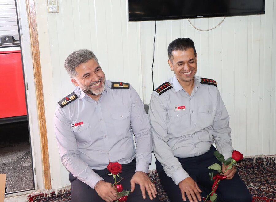 رئیس کمیسیون سلامت، محیط زیست و خدمات شهری با آتش‌نشانان دیدار کرد