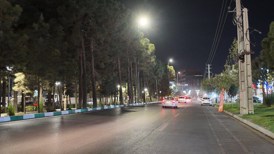 پروژهی گستردهی نوسازی روشنایی معابر کرج اجرا شد