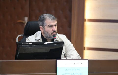 لزوم رعایت قوانین مناقصه و تسریع در پروژه‌های عمرانی کرج 