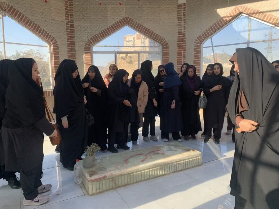 اردوی کوهپیمایی و راهپیمایی خواهران بسیجی برگزار شد