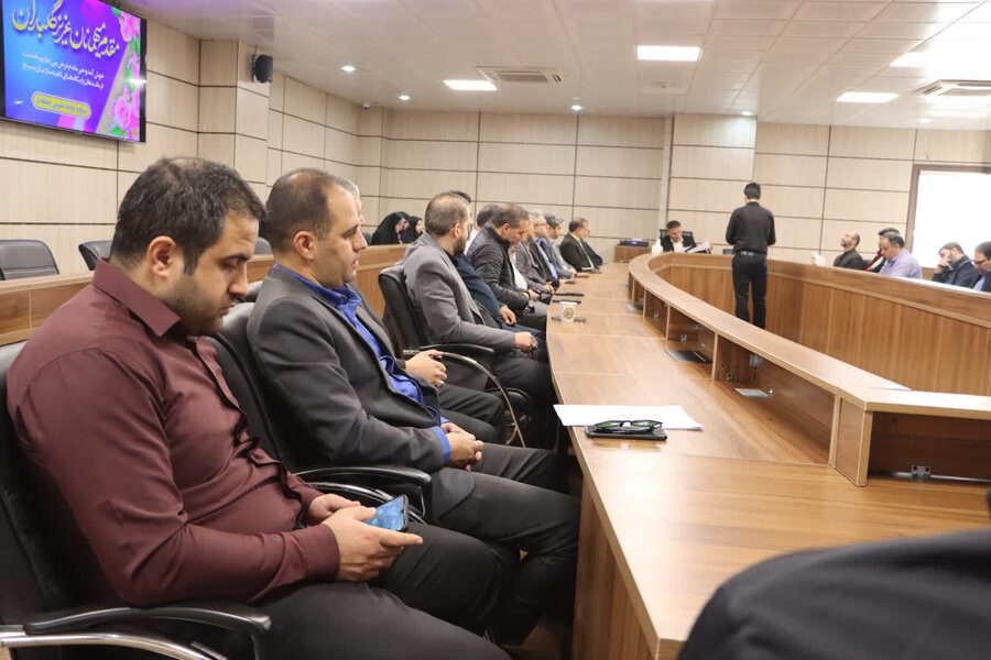 نشست فرماندهان پایگاههای بسیج شهرداری کرج برگزار شد