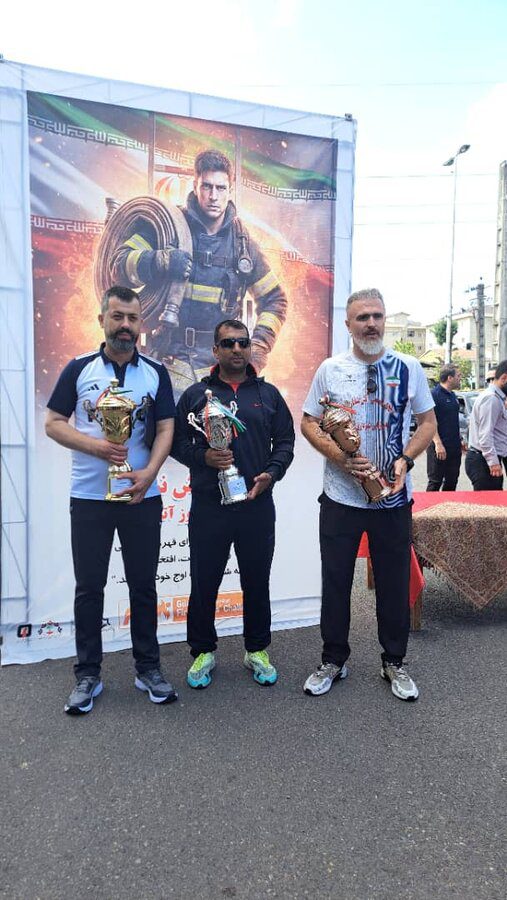 کرج نایب قهرمان مسابقات چالش ملی آتش‌نشانان کشور شد