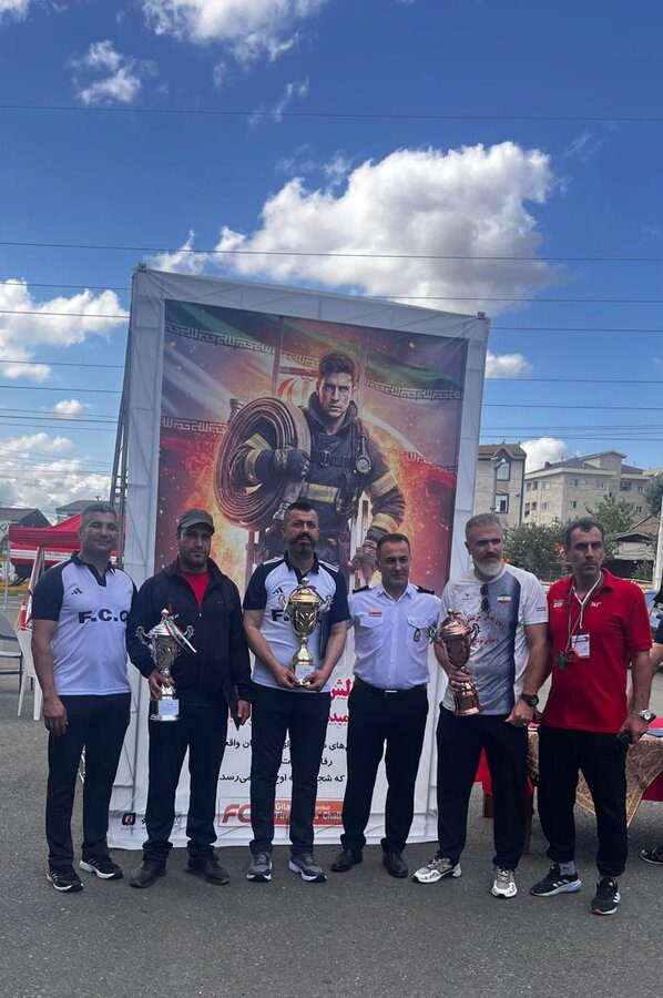 کرج نایب قهرمان مسابقات چالش ملی آتش‌نشانان کشور شد