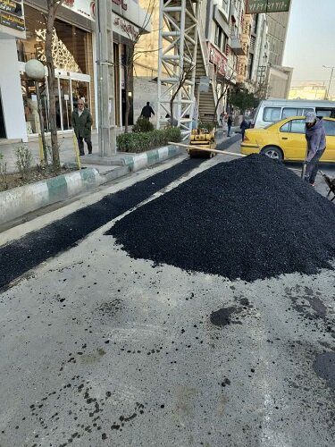  ۵۶۰۰ متر مربع عملیات آسفالت در معابر منطقه ۷ اجرا شد