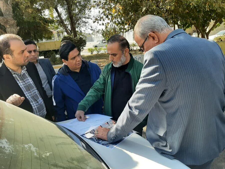 عضو شورای شهر کرج از محل ورودی میدان مرکزی میوه و تره بار دیدن کرد