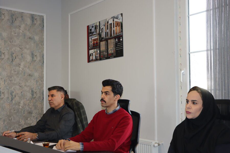 نشست تخصصی سازمان آتشنشانی کرج با سازندگان/ارتقای استانداردهای ایمنی در ساختوساز