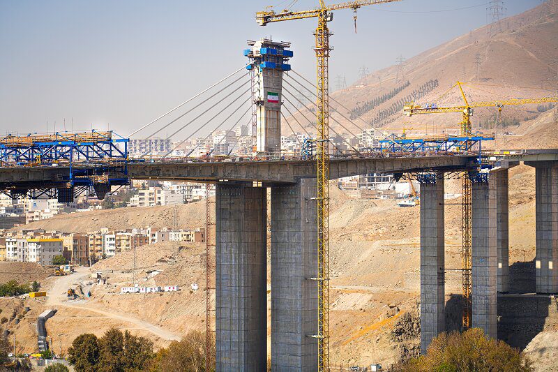 پل B1 نماد شکوه مهندسی ایرانی در آزادراه شمالی کرج/ بلندترین پل خاورمیانه