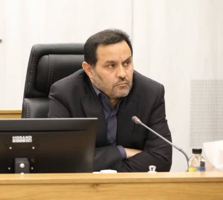 رتبه یک تولید و اشتغال دارو را در استانهای کشور داریم