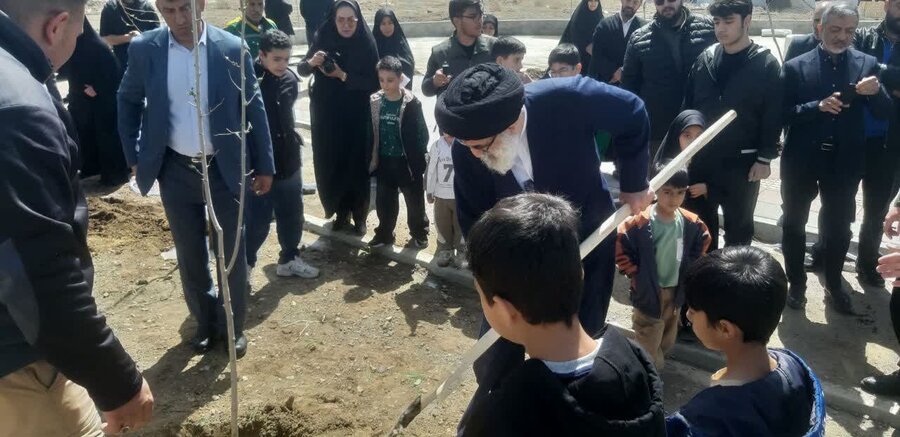 گسترش فضای سبز شهری با هدف توسعه رفاه و سلامت اجتماعی شهروندان