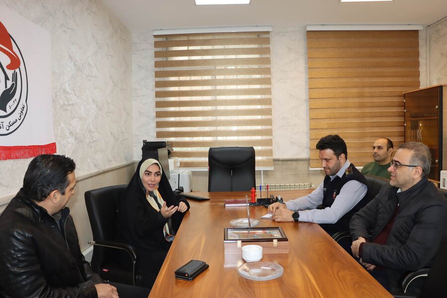 بازدید عضو شورای اسلامی شهر کرج از ایستگاه جدید آتش‌نشانی