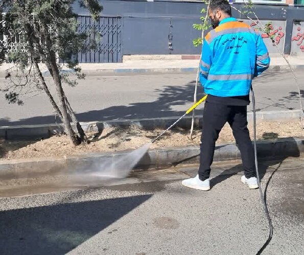 تداوم اجرای طرح جهادی پاکسازی محلهبهمحله در منطقه ۳ کرج