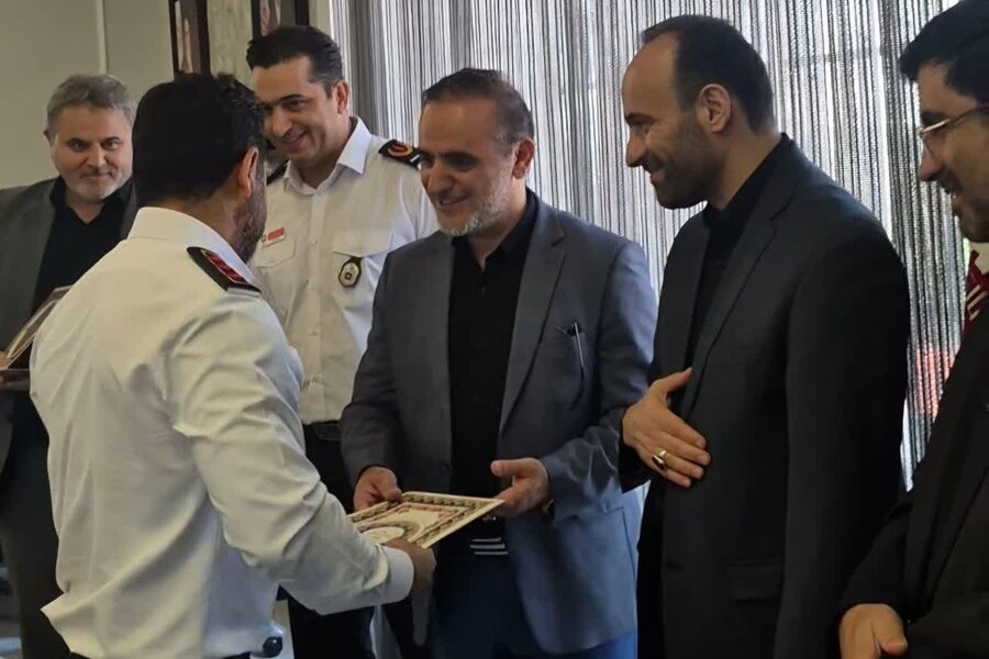 تقدیر نماینده مجلس از فداکاری بی‌سابقه آتش‌نشانان در جنگ رمضان/ پیگیری درخواست حقوق جانبازی برای نیروهای آسیب‌دیده
