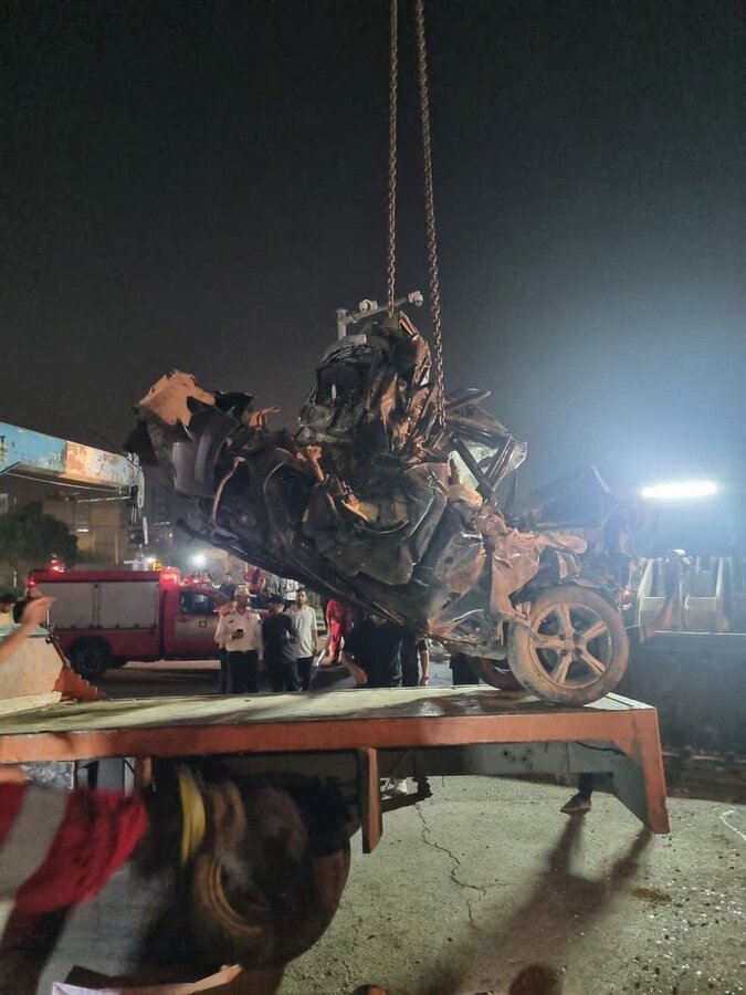 برخورد کامیون حمل ماسه با شش خودرو حادثهساز شد