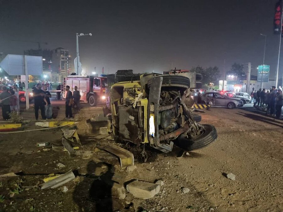 برخورد کامیون حمل ماسه با شش خودرو حادثهساز شد