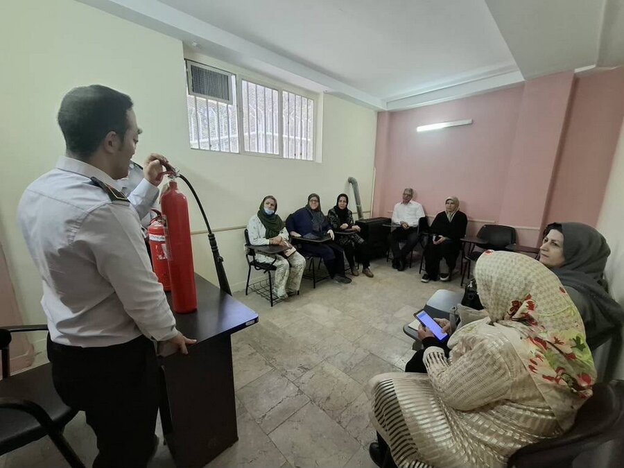 اصول ایمنی و مقابله با حوادث در ۱۱ فرهنگسرای کرج آموزش داده شد
