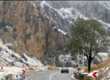 بدون زنجیرچرخ به جاده چالوس بروید گرفتار می‌شوید