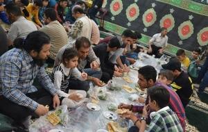 برگزاری مراسم افطاری ساده با حضور ۳۰ هزار روزه دار کرجی