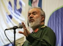 جانشین فرمانده کل سپاه: ایران در جنگ اقتصادی با همت جهادگران و بسیجیان پیروز می شود