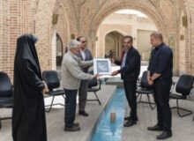 ایده پردازان نوآور و پیشرو در عرصه‌های فرهنگی و اجتماعی خویش‌اند