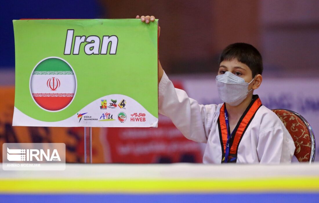 امیدوارم در رقابت های جهانی نام ایران بر تارک تکواندو بدرخشد