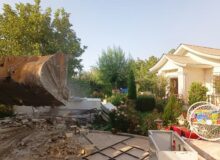 تخریب یک شهرک غیرقانونی با ۲۴ ویلای لوکس در چهارباغ