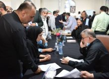 مدیران با دید مثبت به بررسی و حل مشکلات مردم بپردازند