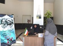 برپایی میز خدمت اداره کل اموراقتصادی و دارایی استان البرز در هفته دولت