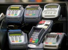 موارد تخلف پزشکان در استفاده نکردن از دستگاه های کارتخوان بررسی می شود