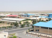 اشتهارد، نه تنها در آن بیکار نیست که به کارگر هم نیاز دارد!
