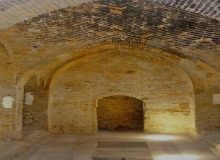 کَفِ حمام تاریخی مصباح آسیب دیده است