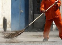 ماجرای کاهش حقوق پاکبانان فردیس