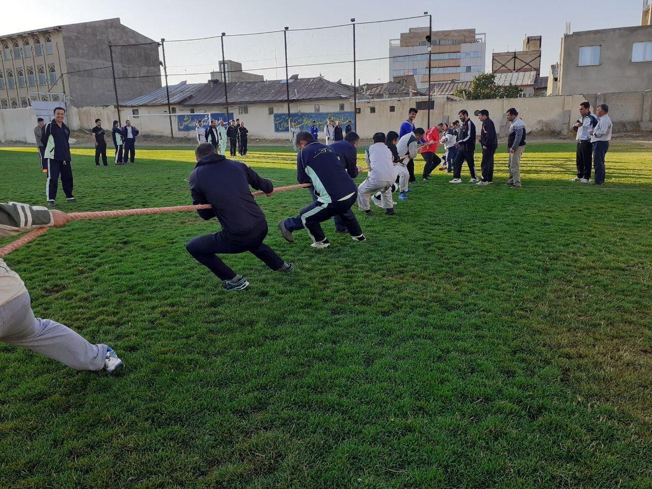 ۱۵۰ برنامه فرهنگی ورزشی برای هفته تربیت بدنی در البرز تدوین شد