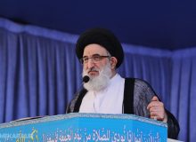 بی‌توجه بودن و سکوت کردن، حرکت در مسیر امامین انقلاب و شهدا نیست