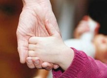 ۲۱ کودک بی‌سرپرست در البرز به فرزندخواندگی پذیرفته شده‌اند