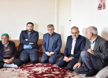 دیدار دکتر حسینی با خانواده شهید نظم و امنیت سید روح الله عجمیان