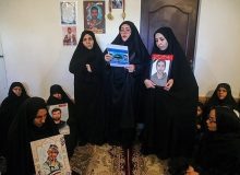 دیدار جمعی از خانواده های شهدای شاخص کشور با خانواده شهید عجمیان