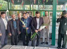ادای احترام جمعی از مسئولین کرج به مقام شهدا به مناسبت هفته بسیج