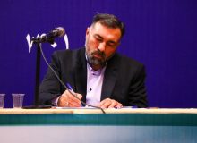 تکریم ارباب رجوع در اولویت باشد