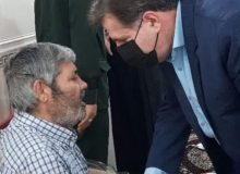 دیدار فرماندار شهرستان اشتهارد با جانباز سرافراز «حبیب الله ملاحسنی»