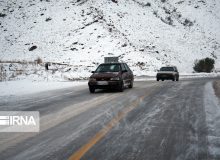 پلیس راه : بارش برف سبب لغزندگی جاده کرج – چالوس شده است