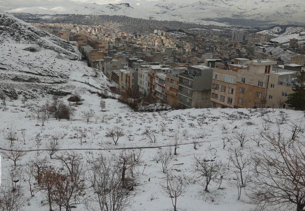 برف و باران در راه البرز است