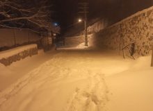 بارش برف شب گذشته روستاهای کرج را تا ۵۰ سانتیمتر سفیدپوش کرد
